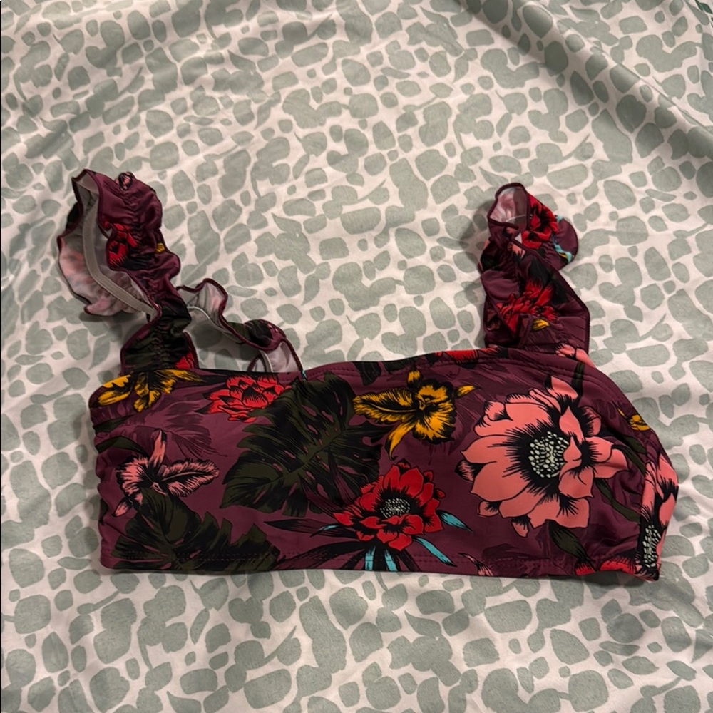 Floral Ruffle Strap Crop Top